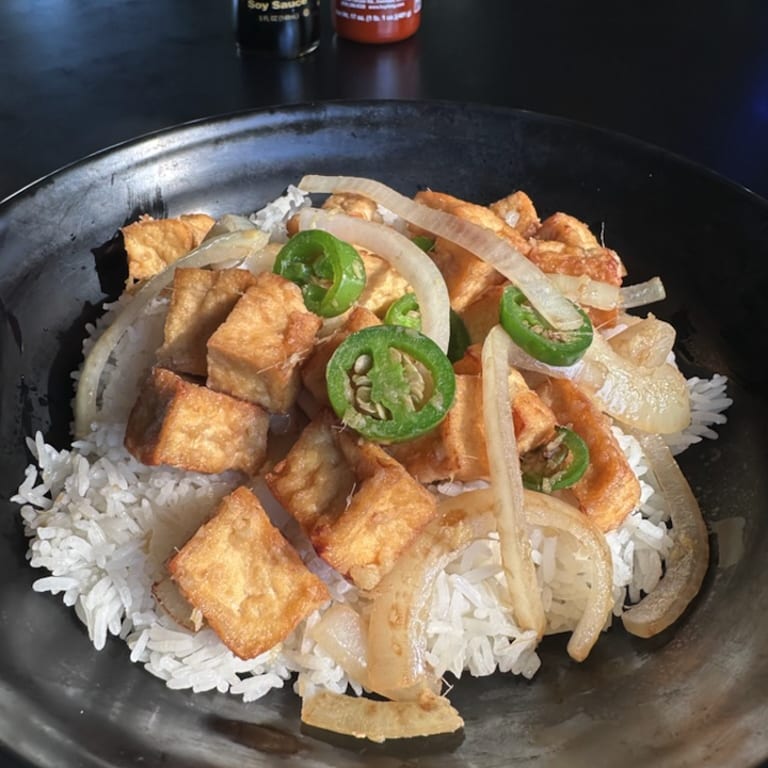 Vietnamese Delivery: Pho, Noodles, Boba, Vegetarian